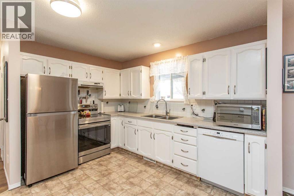 10 Patterson Crescent, Red Deer, Alberta  T4P 1J5 - Photo 15 - A2290413