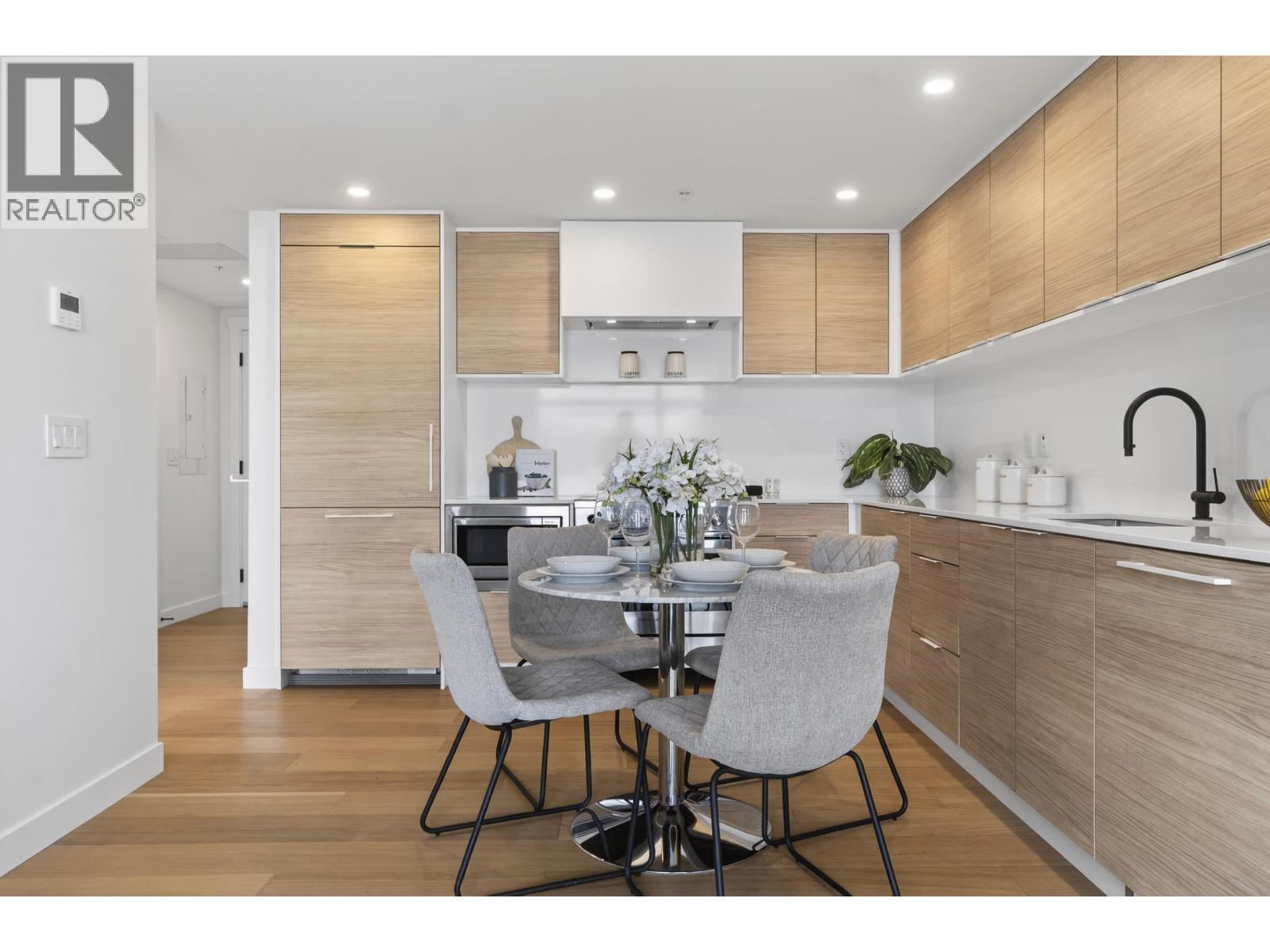 406 6485 Manitoba Street, Vancouver, British Columbia  V5Y 0P7 - Photo 8 - R3089481