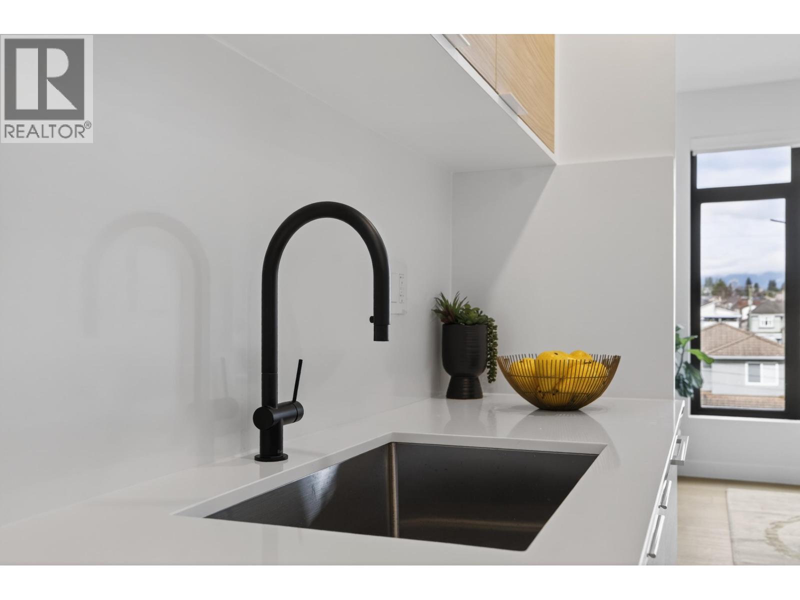 406 6485 Manitoba Street, Vancouver, British Columbia  V5Y 0P7 - Photo 11 - R3089481