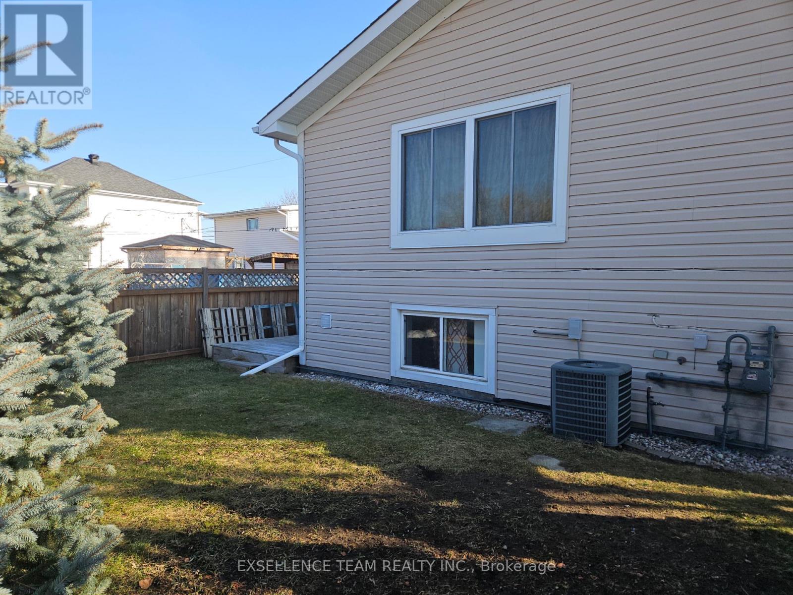2 Bellamy Street, Cornwall, Ontario  K6J 3K7 - Photo 27 - X12848322