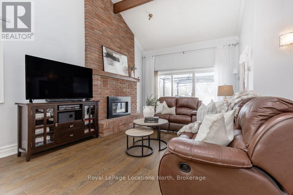 1180 River Road W, Wasaga Beach, Ontario  L9Z 2W7 - Photo 15 - S12857408