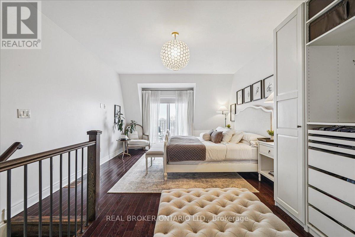 25 Ruby Lang Lane, Toronto, Ontario  M8Z 0B8 - Photo 16 - W12865816