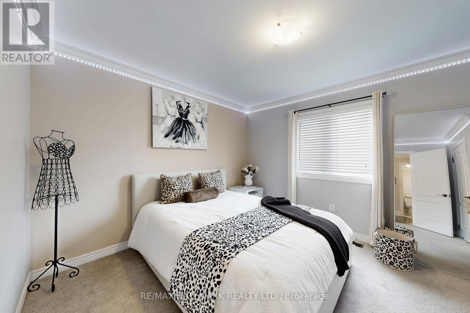 52 Mcechearn Crescent, Caledon, Ontario  L7C 3Y2 - Photo 32 - W12865858