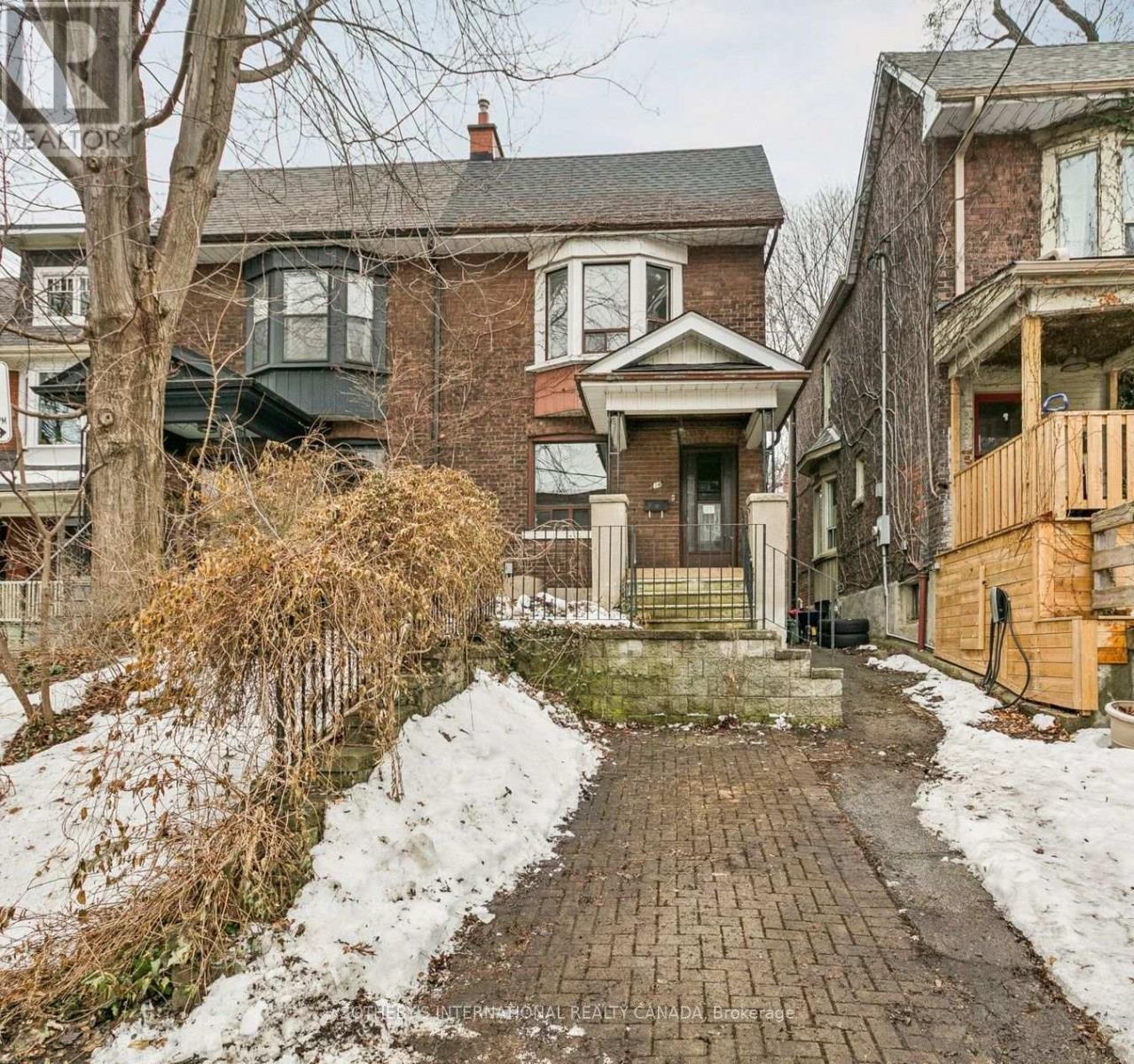 34 INDIAN ROAD, Toronto, Ontario