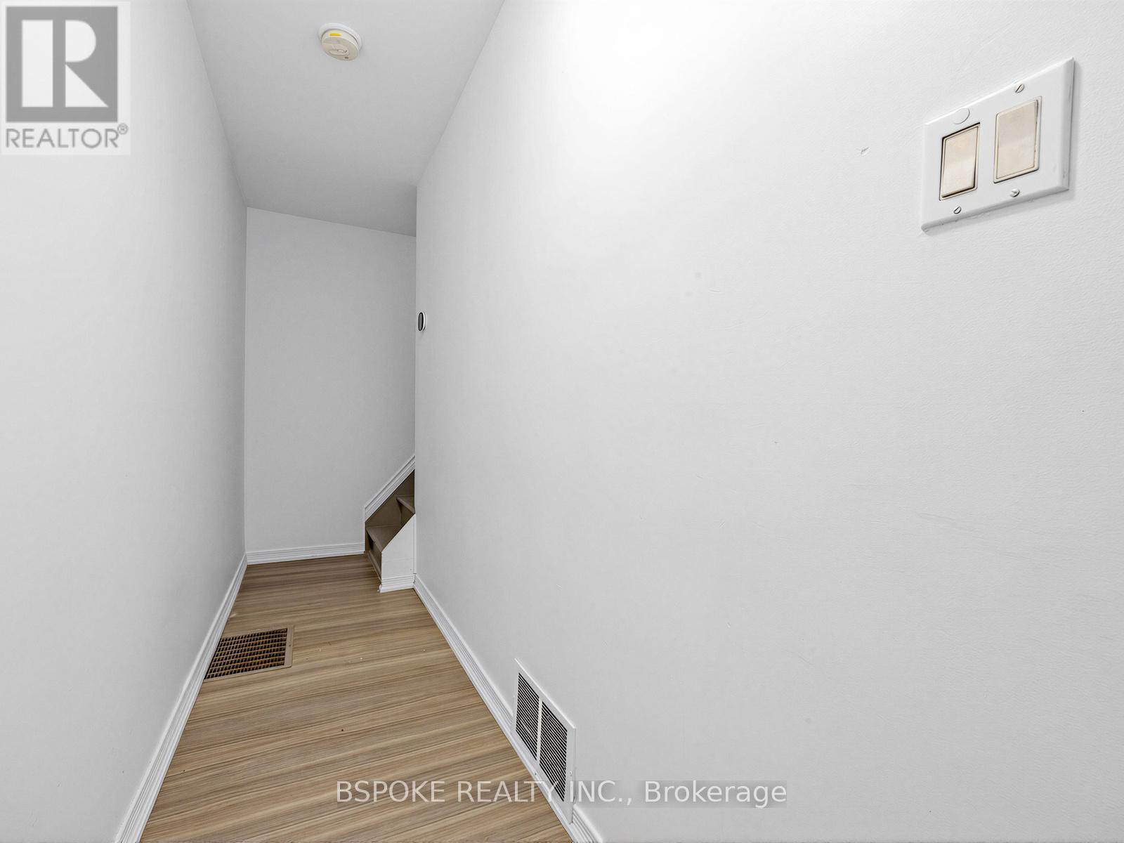 2nd Floor - 142 Silverthorn Avenue, Toronto, Ontario  M6N 3K3 - Photo 23 - W12865914