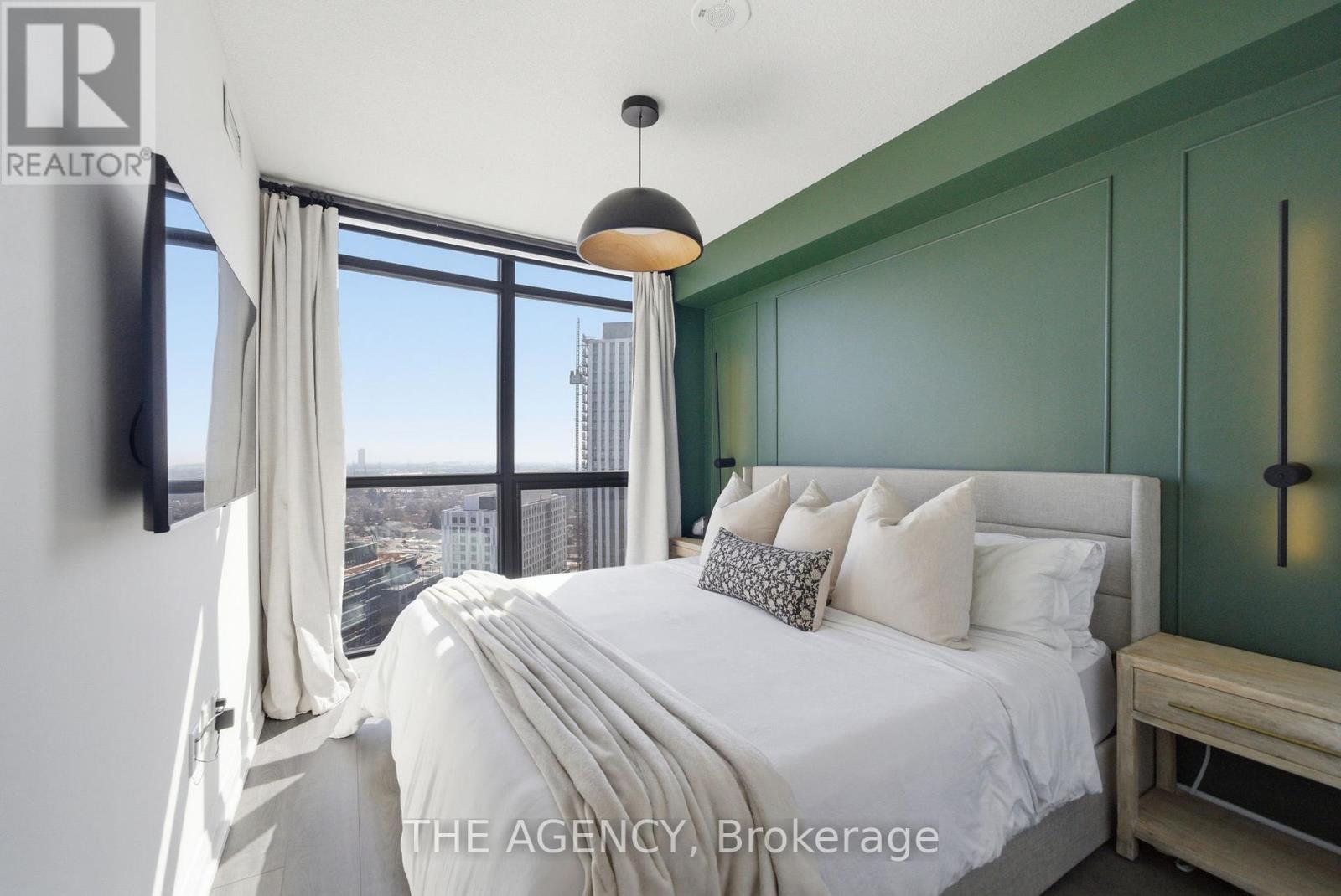 1907 - 30 GIBBS ROAD, Toronto, Ontario