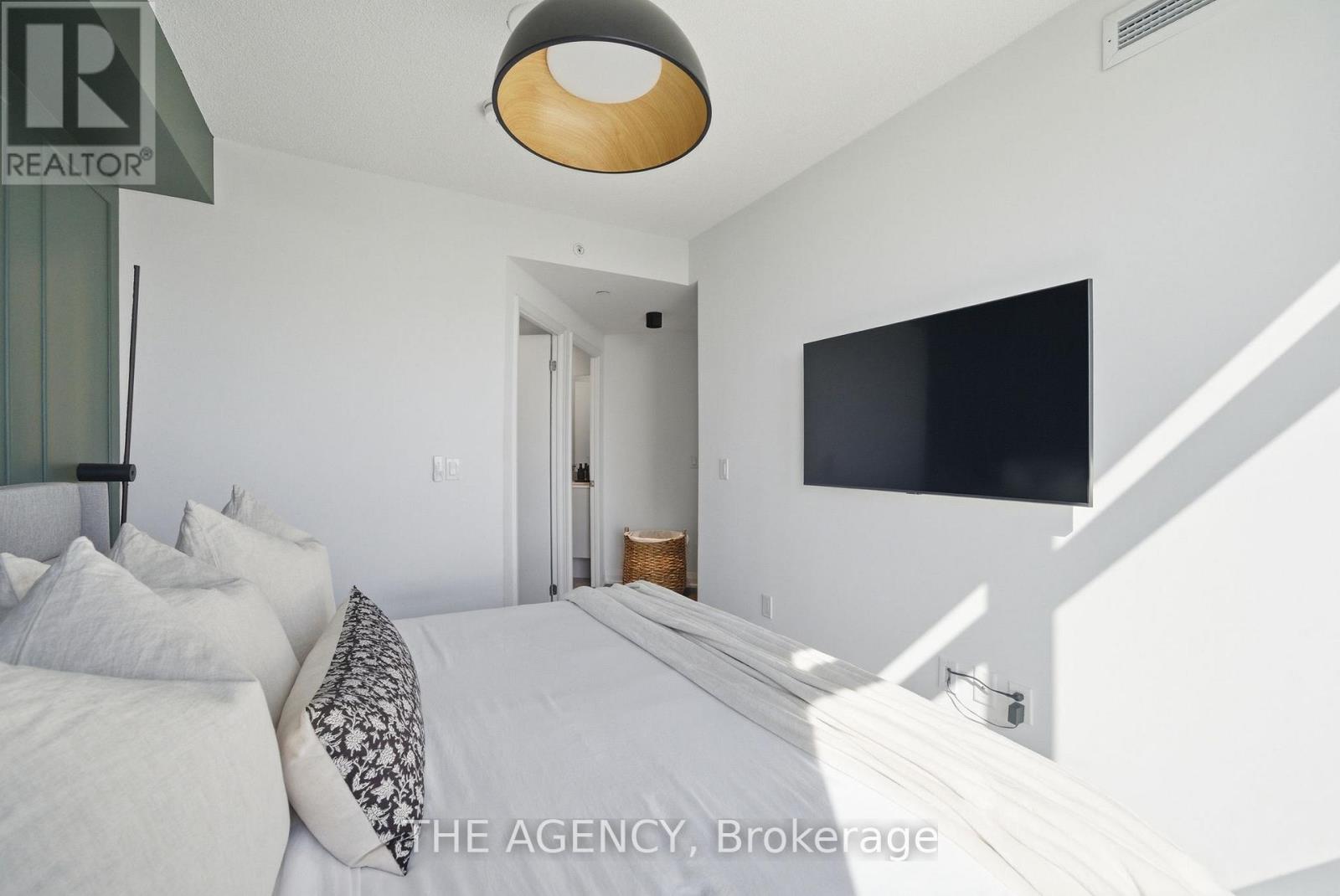 1907 - 30 Gibbs Road, Toronto, Ontario  M9B 0E4 - Photo 15 - W12865982