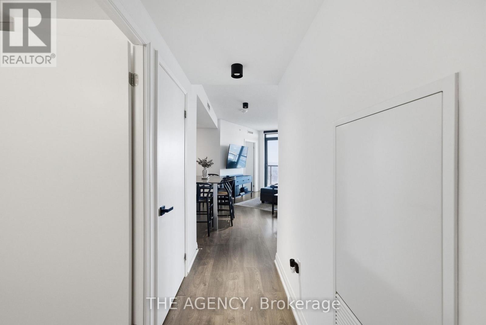 1907 - 30 Gibbs Road, Toronto, Ontario  M9B 0E4 - Photo 4 - W12865982