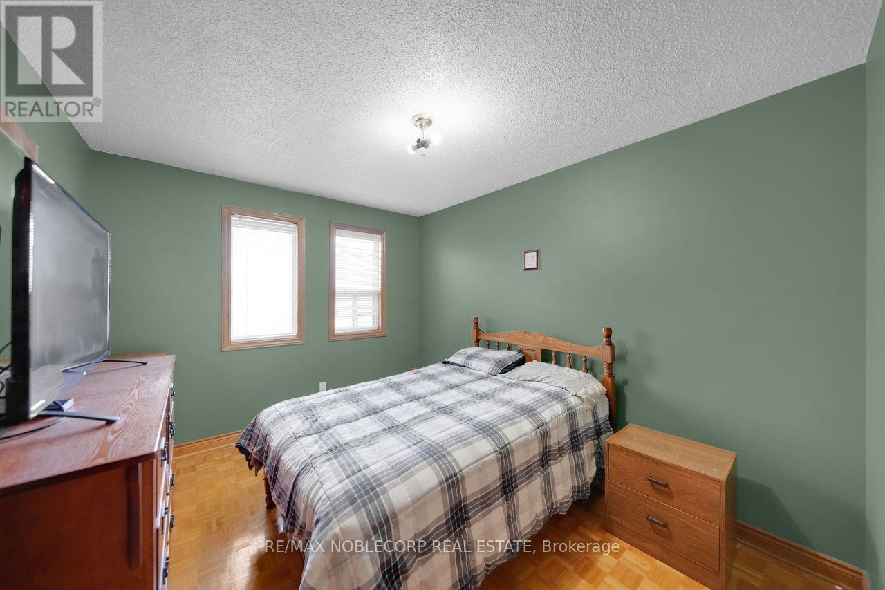 100 Glenn Hawthorne Boulevard S, Mississauga, Ontario  L5R 2K3 - Photo 26 - W12866104