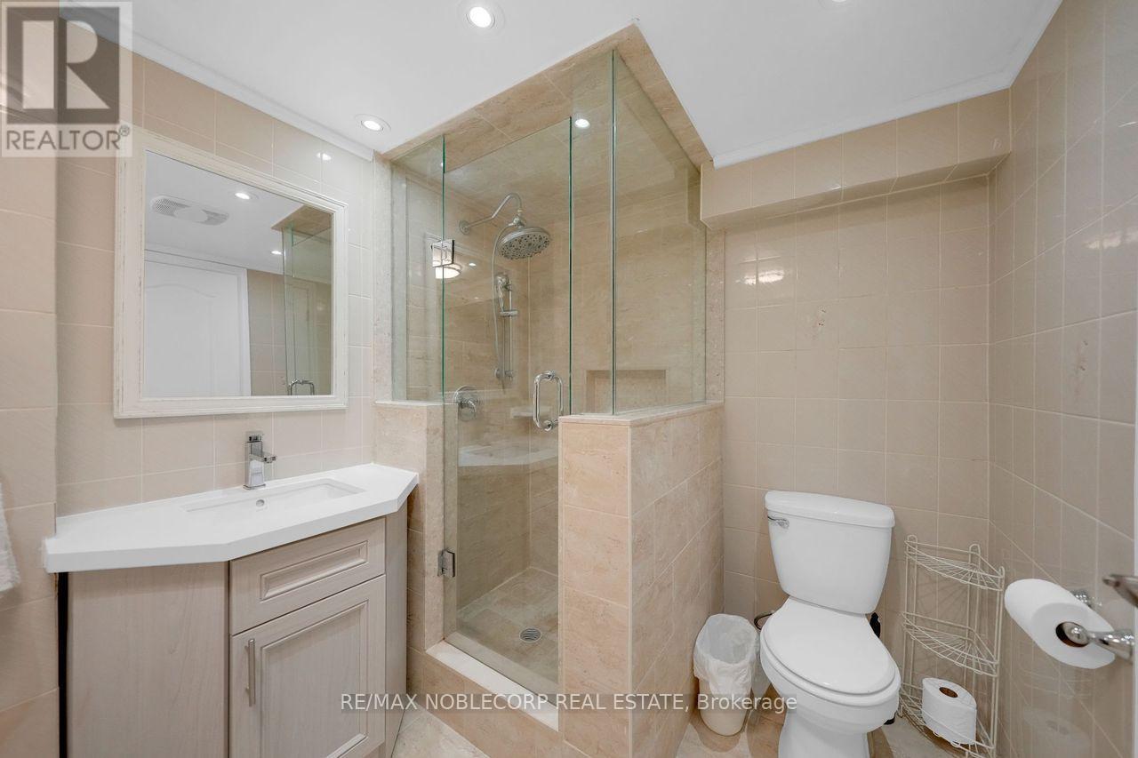100 Glenn Hawthorne Boulevard S, Mississauga, Ontario  L5R 2K3 - Photo 39 - W12866104