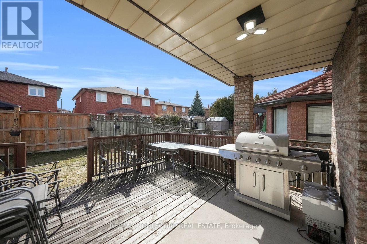 100 Glenn Hawthorne Boulevard S, Mississauga, Ontario  L5R 2K3 - Photo 41 - W12866104