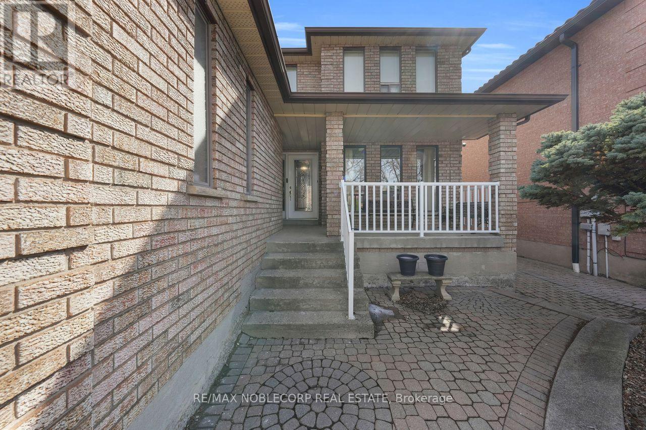 100 Glenn Hawthorne Boulevard S, Mississauga, Ontario  L5R 2K3 - Photo 46 - W12866104