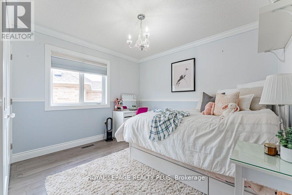 20 Navy Crescent, Brampton, Ontario  L7A 1P3 - Photo 30 - W12866112