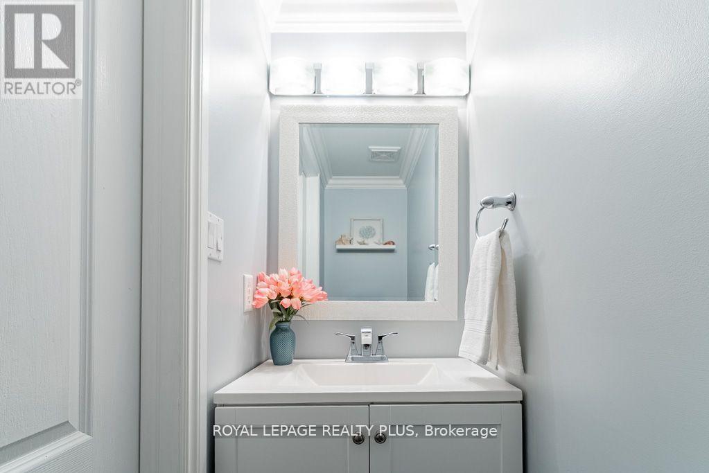 20 Navy Crescent, Brampton, Ontario  L7A 1P3 - Photo 37 - W12866112