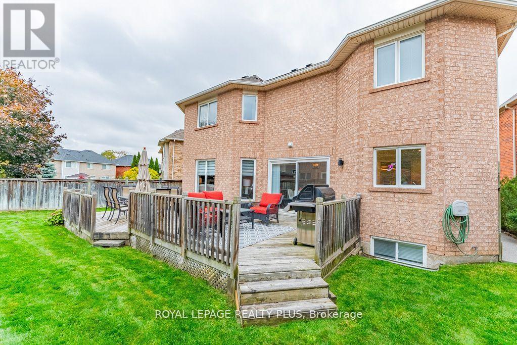 20 Navy Crescent, Brampton, Ontario  L7A 1P3 - Photo 47 - W12866112