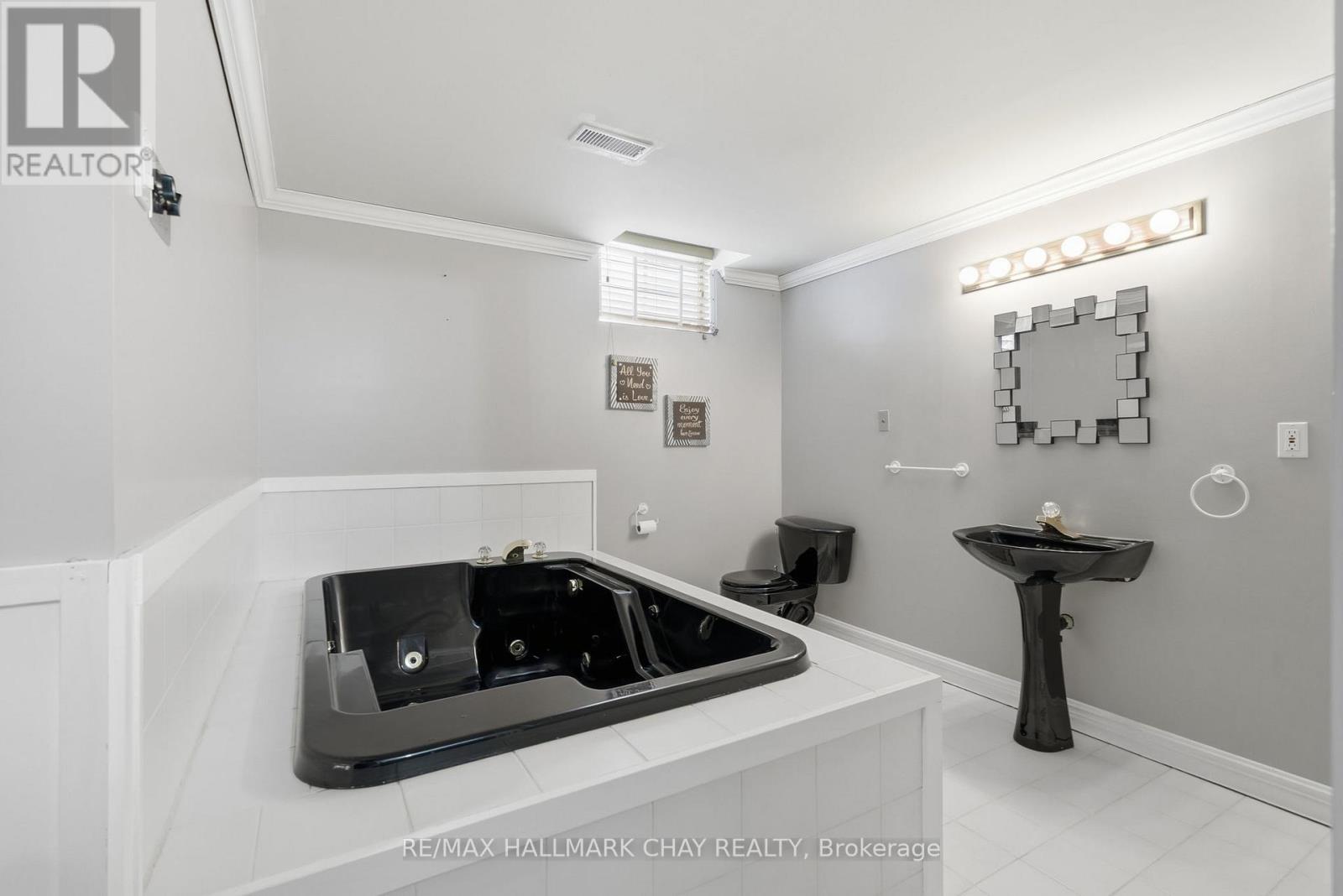 9 Grasett Crescent, Barrie, Ontario  L4N 6Z8 - Photo 42 - S12837102