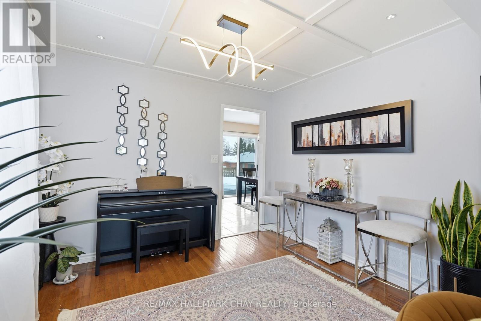 9 Grasett Crescent, Barrie, Ontario  L4N 6Z8 - Photo 18 - S12837102