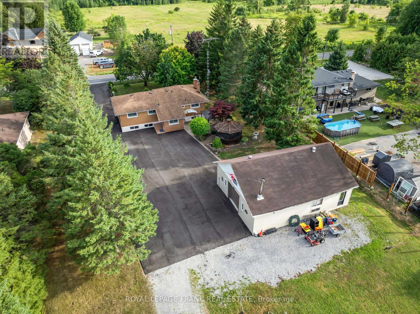 1440 Pebblestone Road, Clarington, Ontario  L1E 2K5 - Photo 5 - E12860368