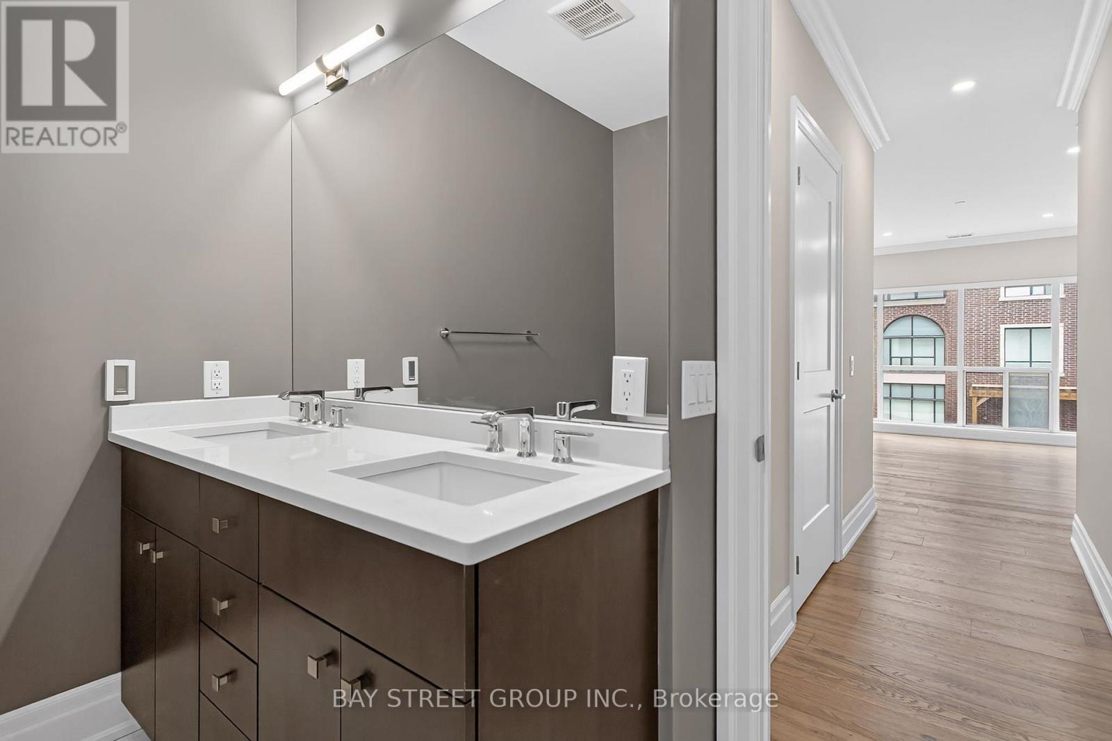 210 - 460 Callaway Road, London North, Ontario  N6G 0Z2 - Photo 18 - X12865788