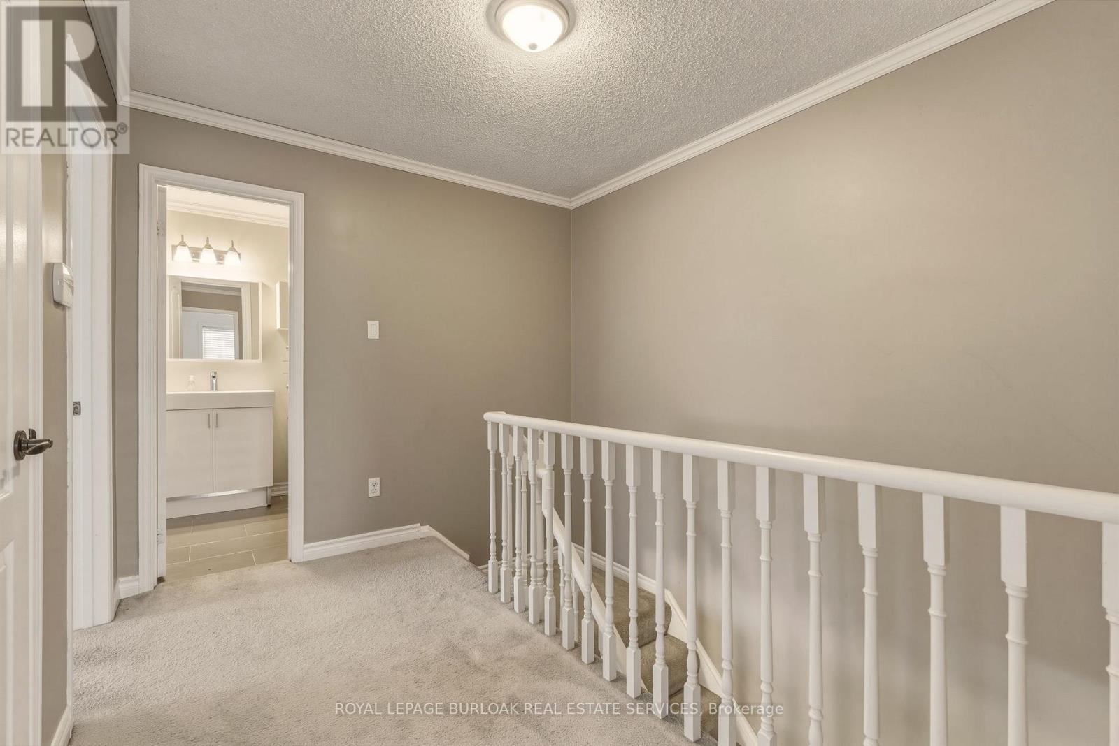 95 Thornlodge Drive, Hamilton, Ontario  L8B 0L9 - Photo 15 - X12865806