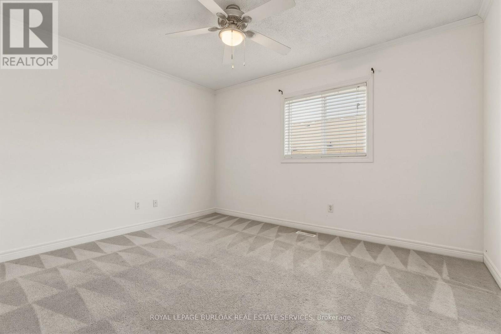 95 Thornlodge Drive, Hamilton, Ontario  L8B 0L9 - Photo 16 - X12865806