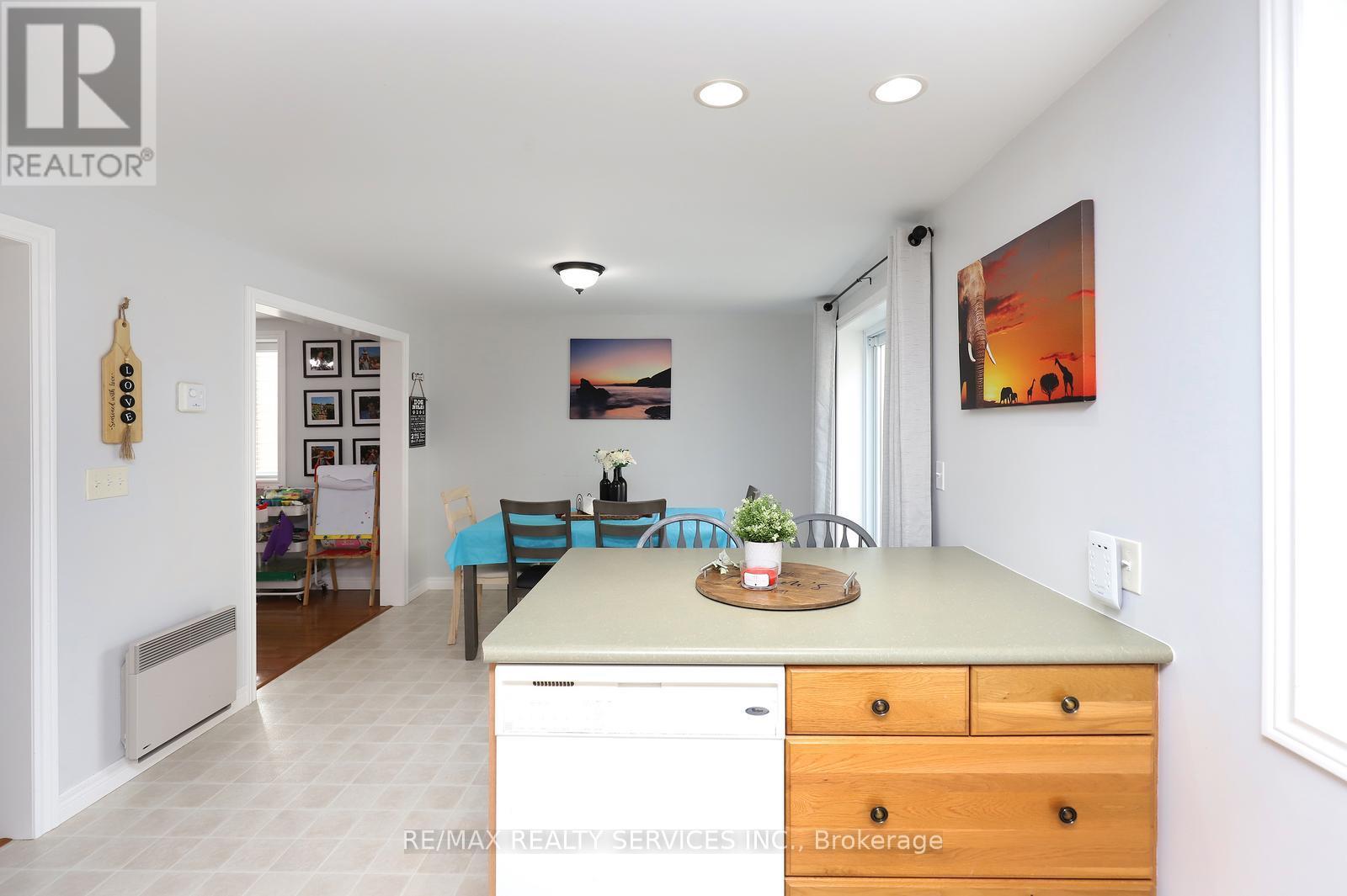 52 Crozier Street, East Luther Grand Valley, Ontario  L9W 5N6 - Photo 14 - X12865810