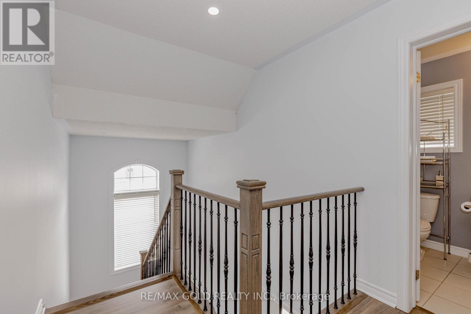 527 Wansbrough Way, Shelburne, Ontario  L9V 2S6 - Photo 15 - X12865916