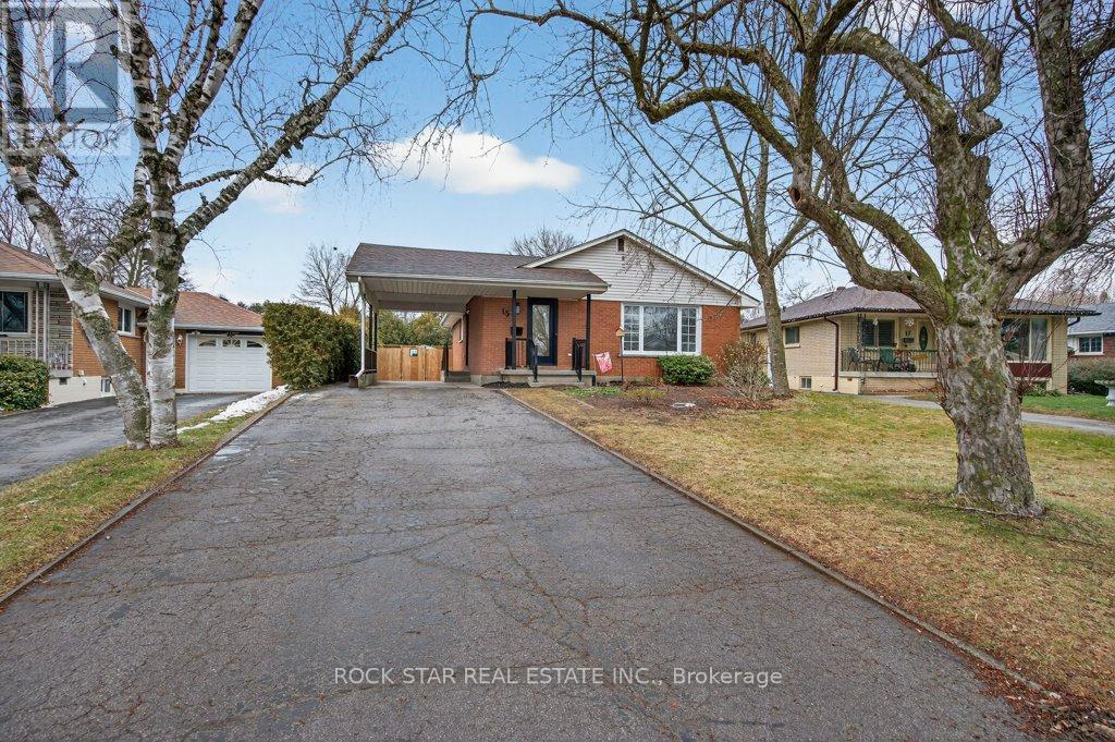 15 Marshall Street, Brantford, Ontario  N3R 3C8 - Photo 1 - X12866040