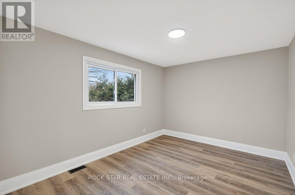 15 Marshall Street, Brantford, Ontario  N3R 3C8 - Photo 18 - X12866040