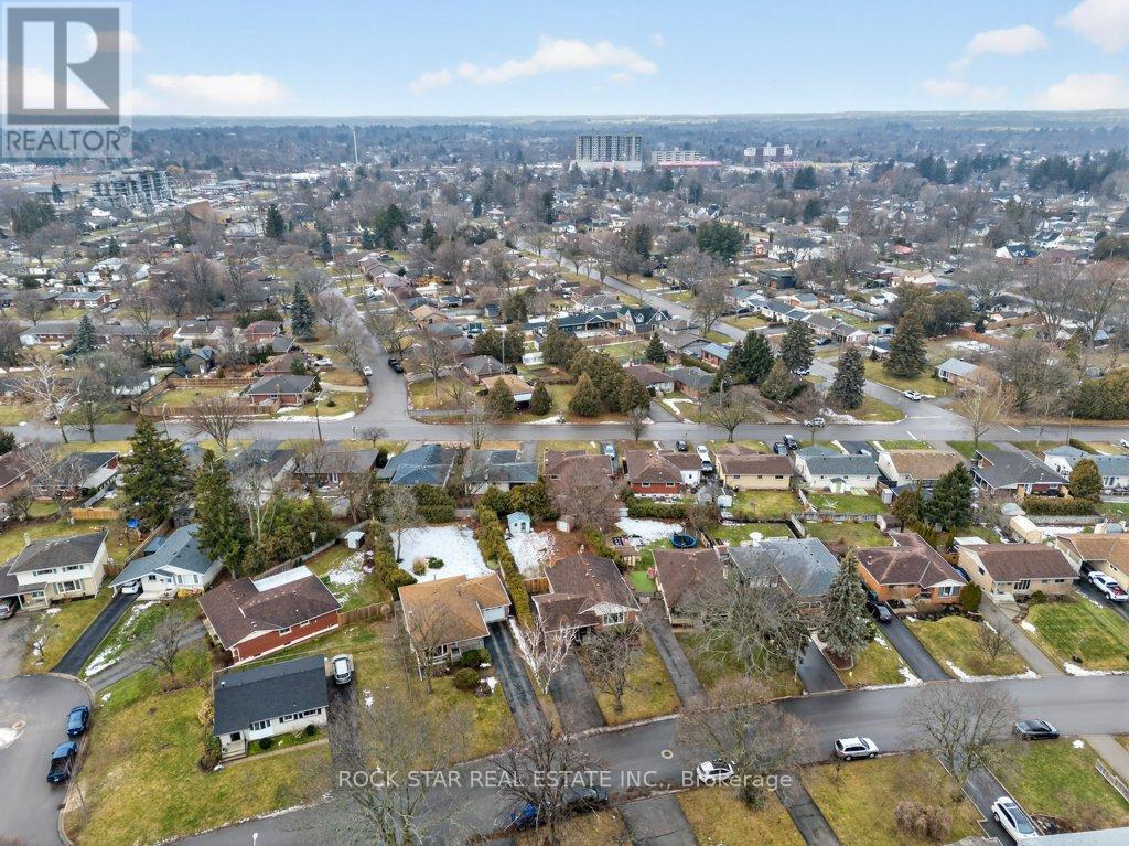 15 Marshall Street, Brantford, Ontario  N3R 3C8 - Photo 48 - X12866040