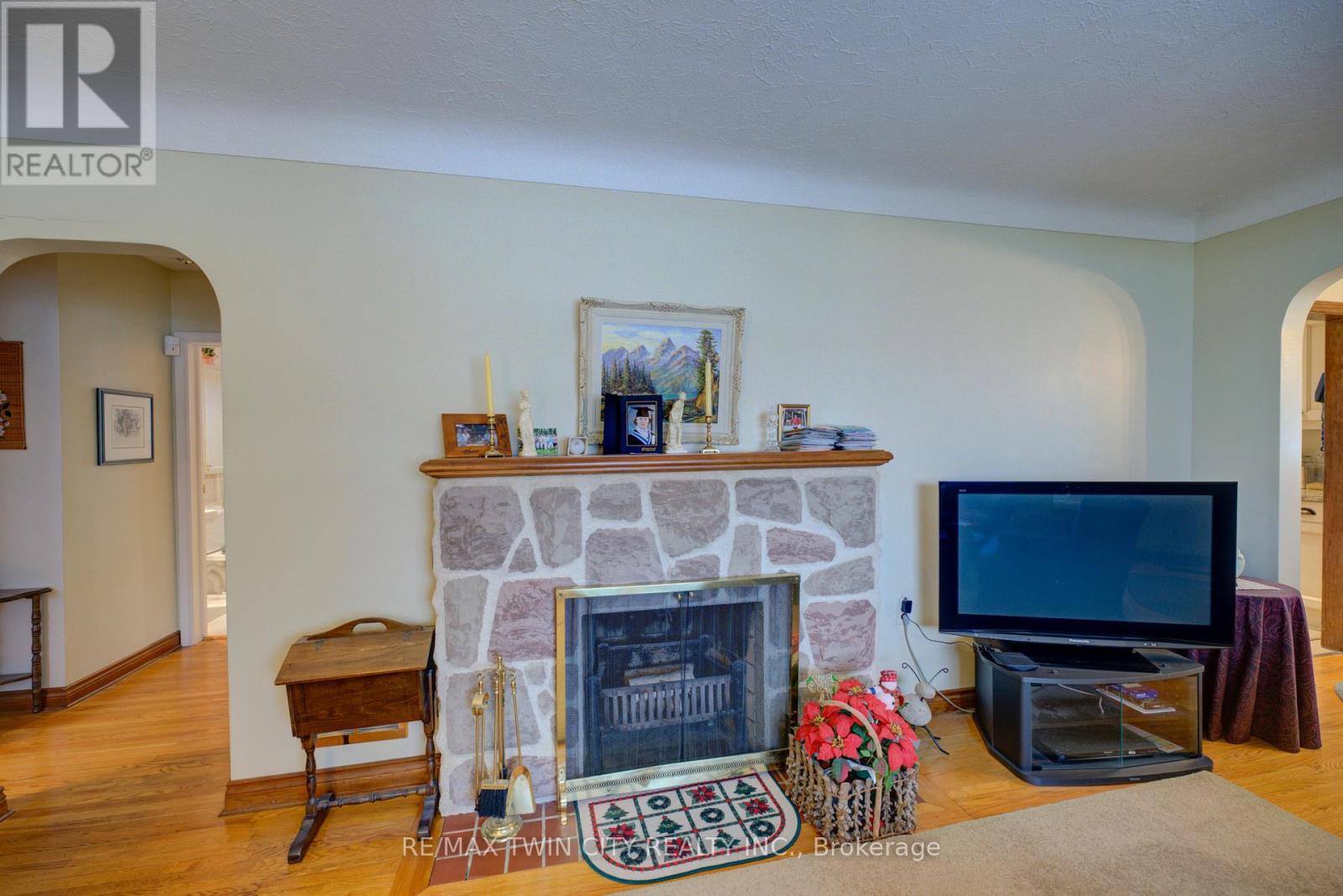 64 The Strand Avenue, Brantford, Ontario  N3R 1Z4 - Photo 7 - X12866048