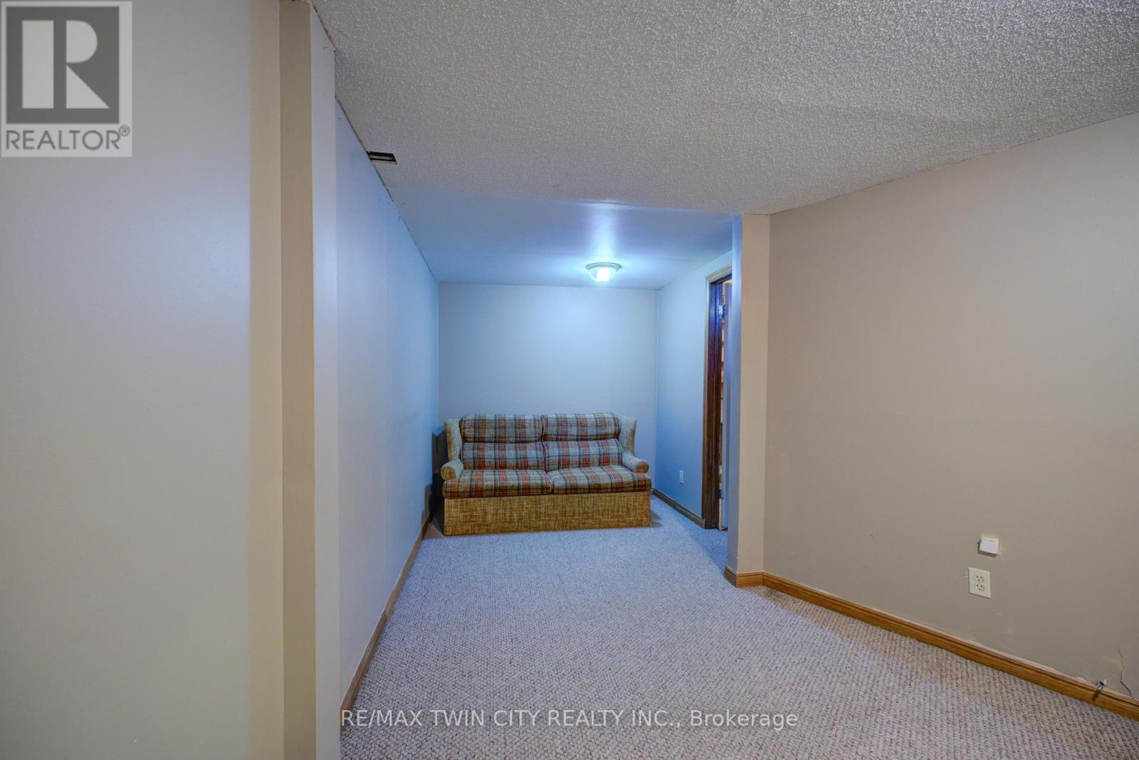 390 Brantwood Park Road, Brantford, Ontario  N3P 1K7 - Photo 37 - X12866062