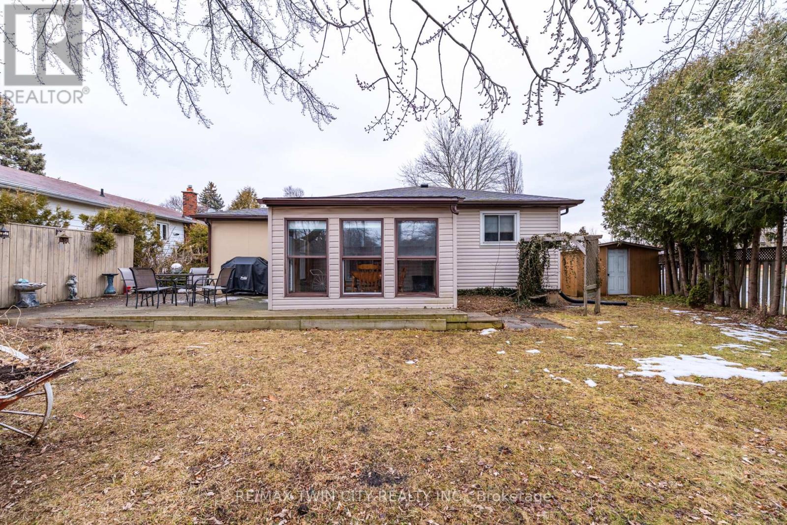 390 Brantwood Park Road, Brantford, Ontario  N3P 1K7 - Photo 43 - X12866062