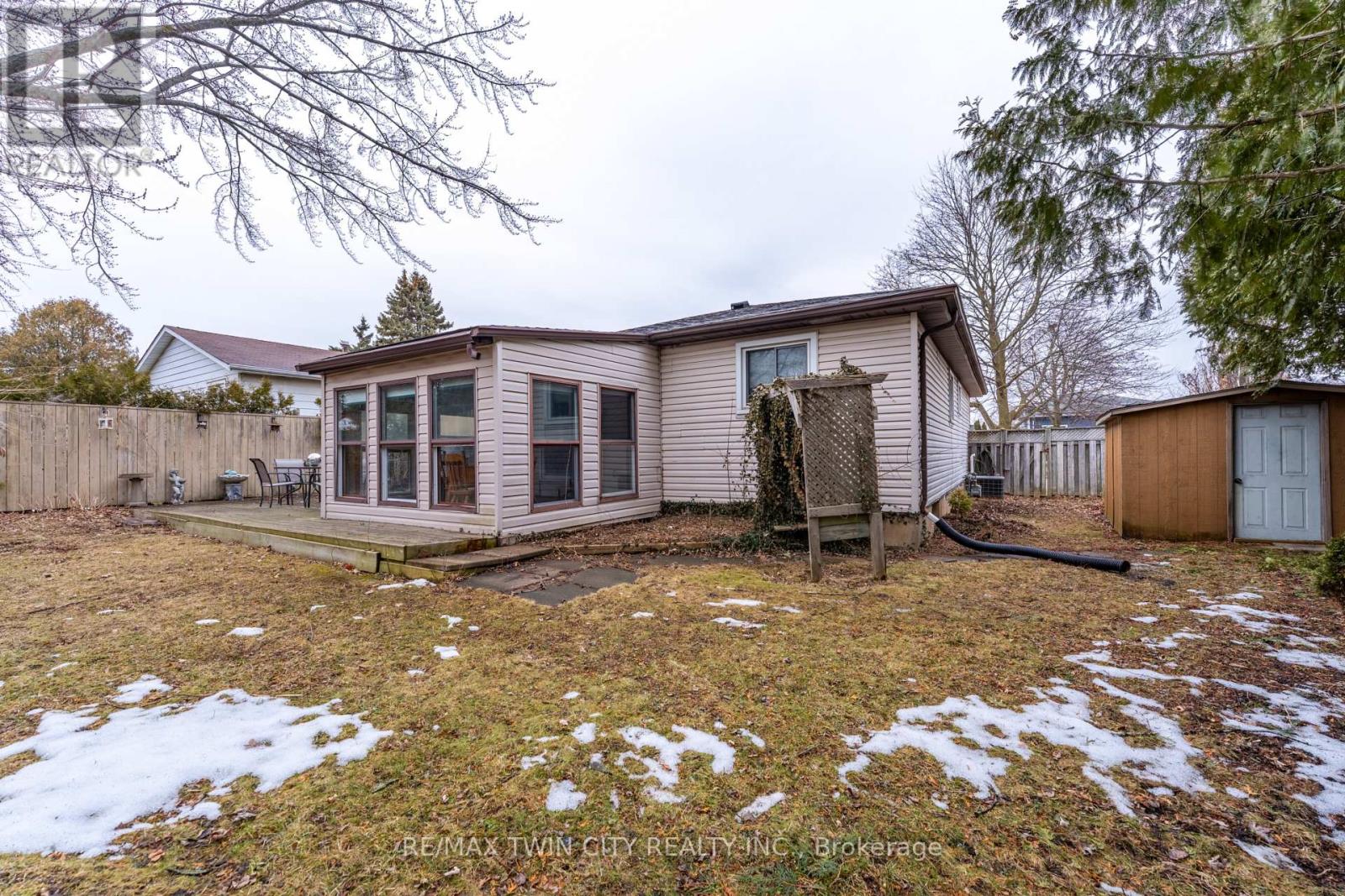 390 Brantwood Park Road, Brantford, Ontario  N3P 1K7 - Photo 44 - X12866062