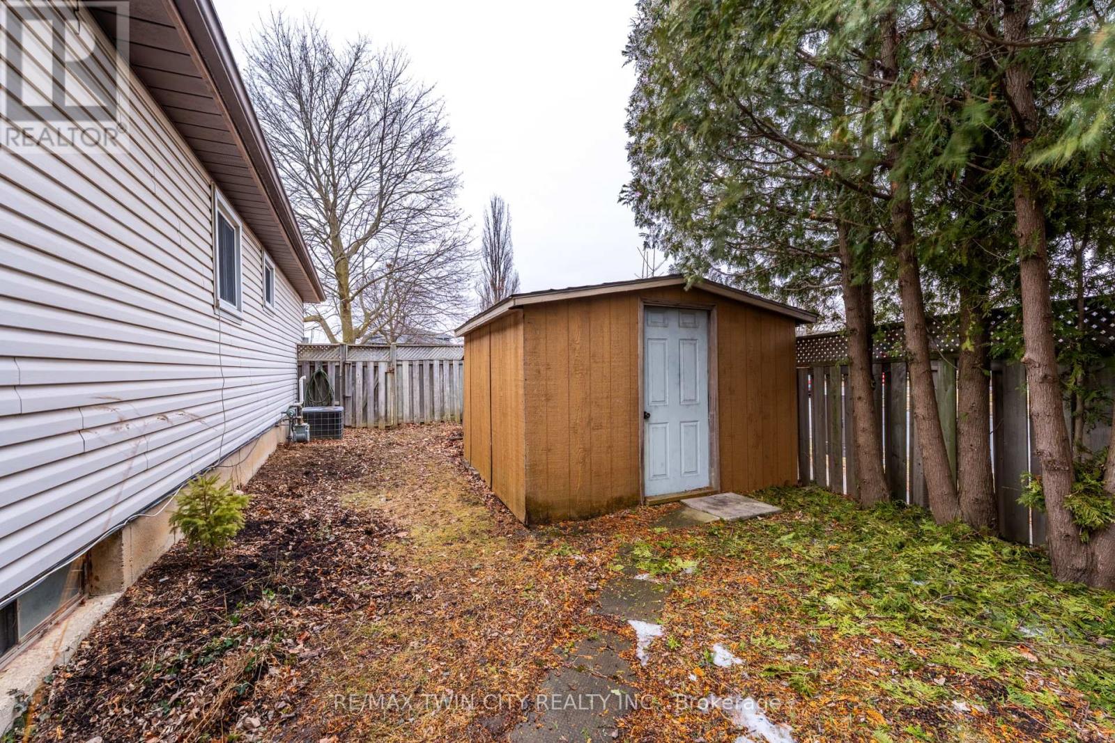 390 Brantwood Park Road, Brantford, Ontario  N3P 1K7 - Photo 47 - X12866062