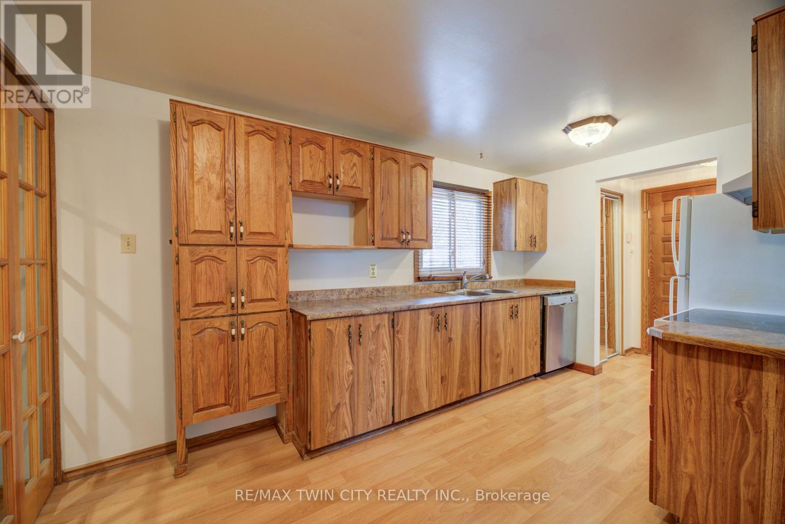 390 Brantwood Park Road, Brantford, Ontario  N3P 1K7 - Photo 6 - X12866062