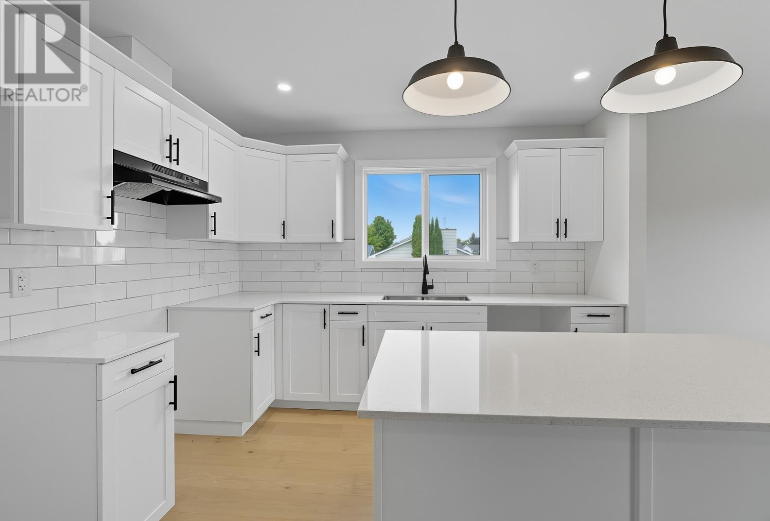 237 Pentagon Blvd, Sault Ste. Marie, Ontario P6B 6G2 - Photo 19 - SM260448