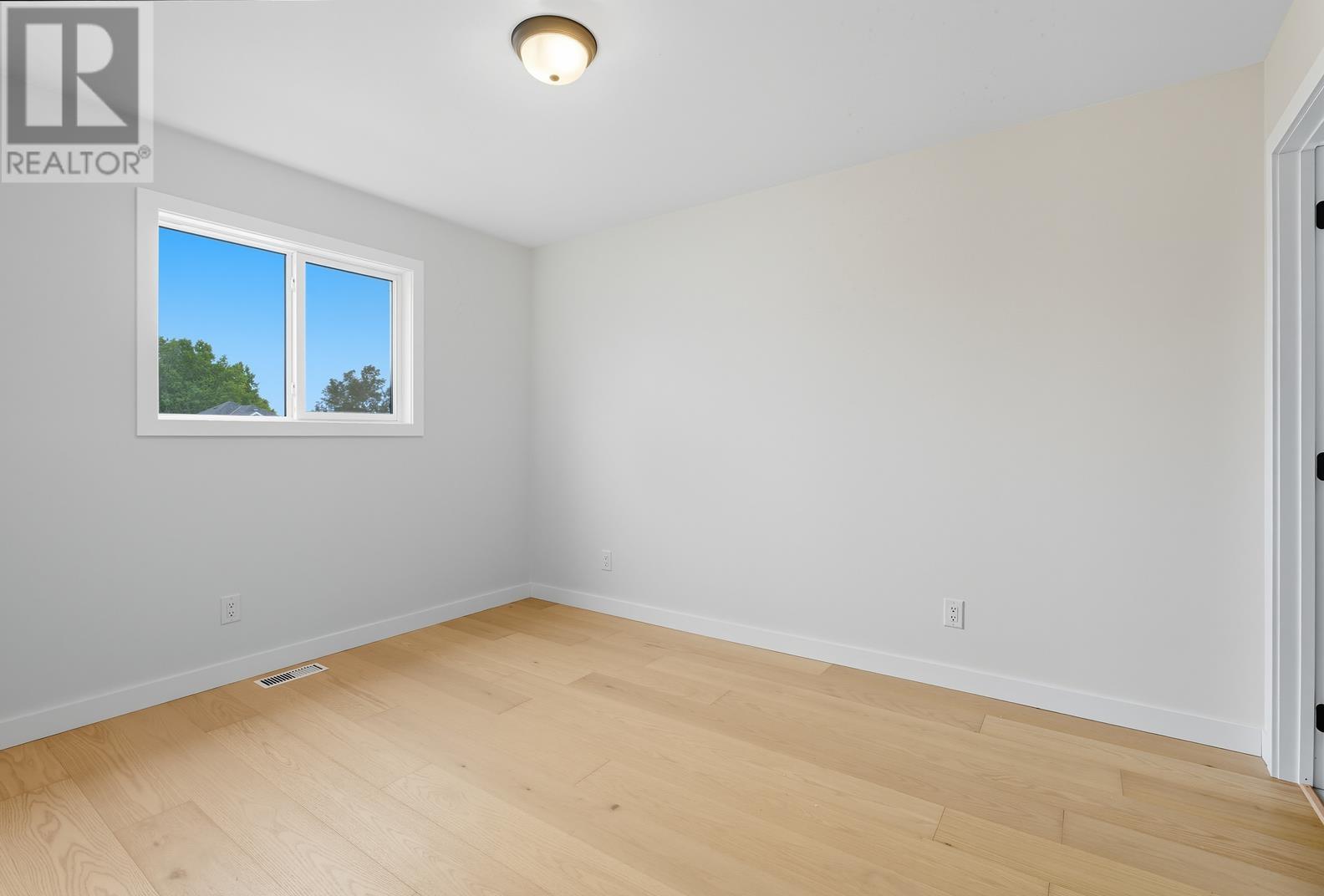 237 Pentagon Blvd, Sault Ste. Marie, Ontario P6B 6G2 - Photo 24 - SM260448