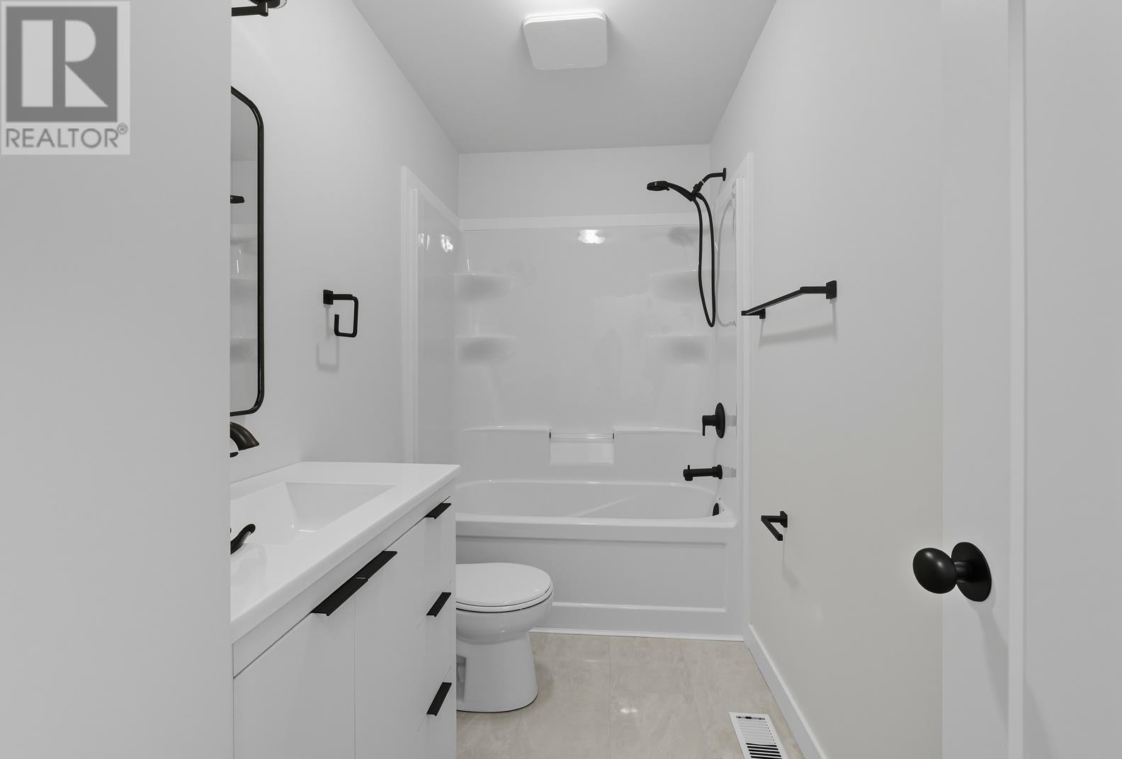 237 Pentagon Blvd, Sault Ste. Marie, Ontario P6B 6G2 - Photo 30 - SM260448