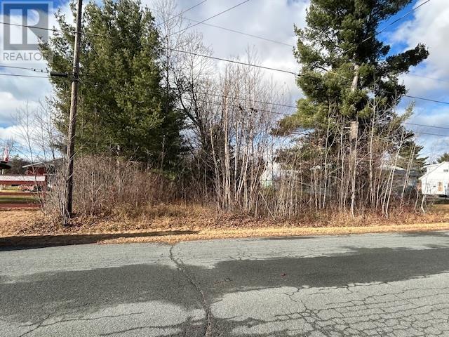 34 Mississagi Cres, Iron Bridge, Ontario  P0R 1H0 - Photo 2 - SM260447