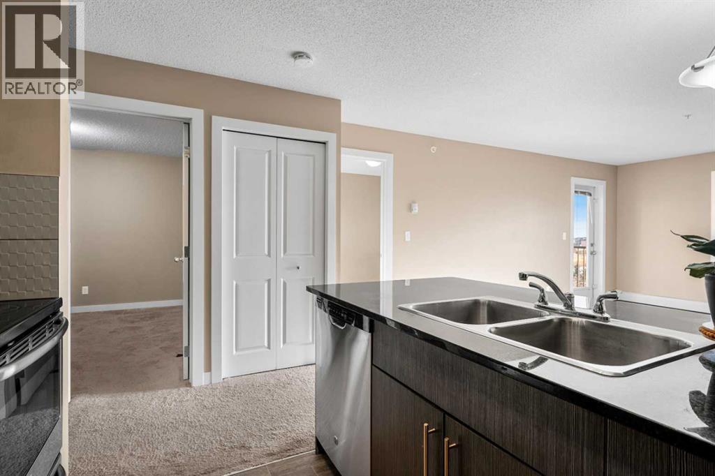 412, 5 Saddlestone Way Ne, Calgary, Alberta  T3J 0S2 - Photo 5 - A2272368