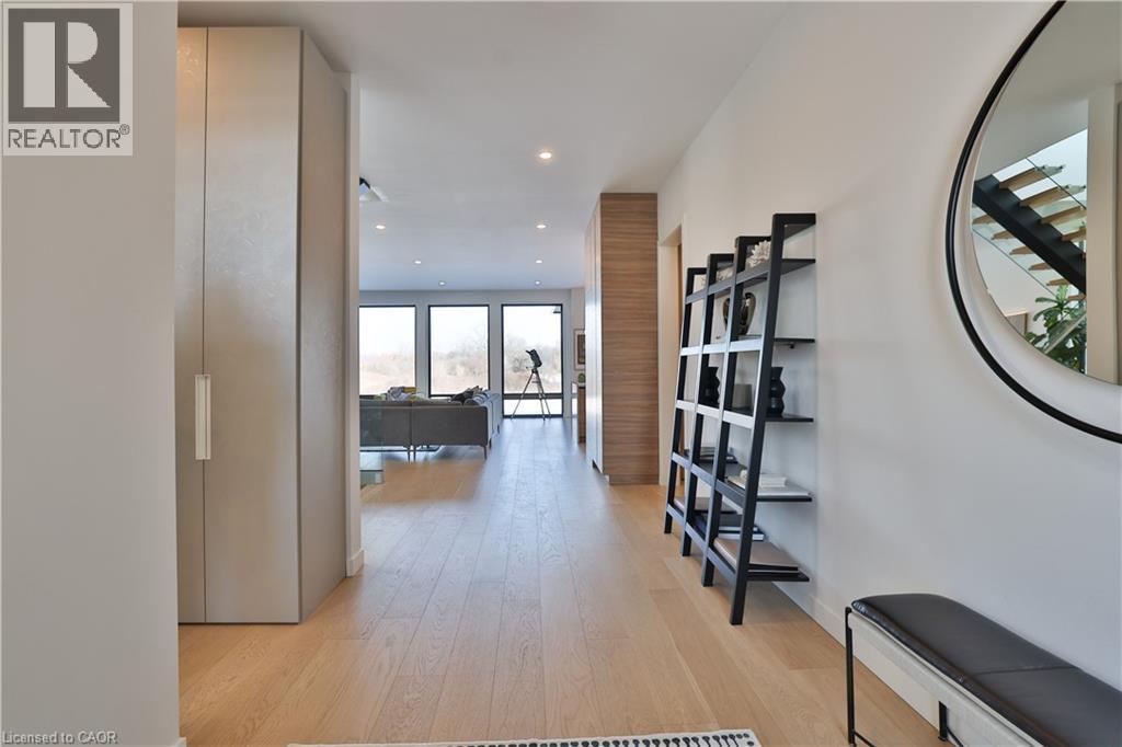 70 Upper Mount Albion Road, Hamilton, Ontario  L8J 2S1 - Photo 5 - 40806591