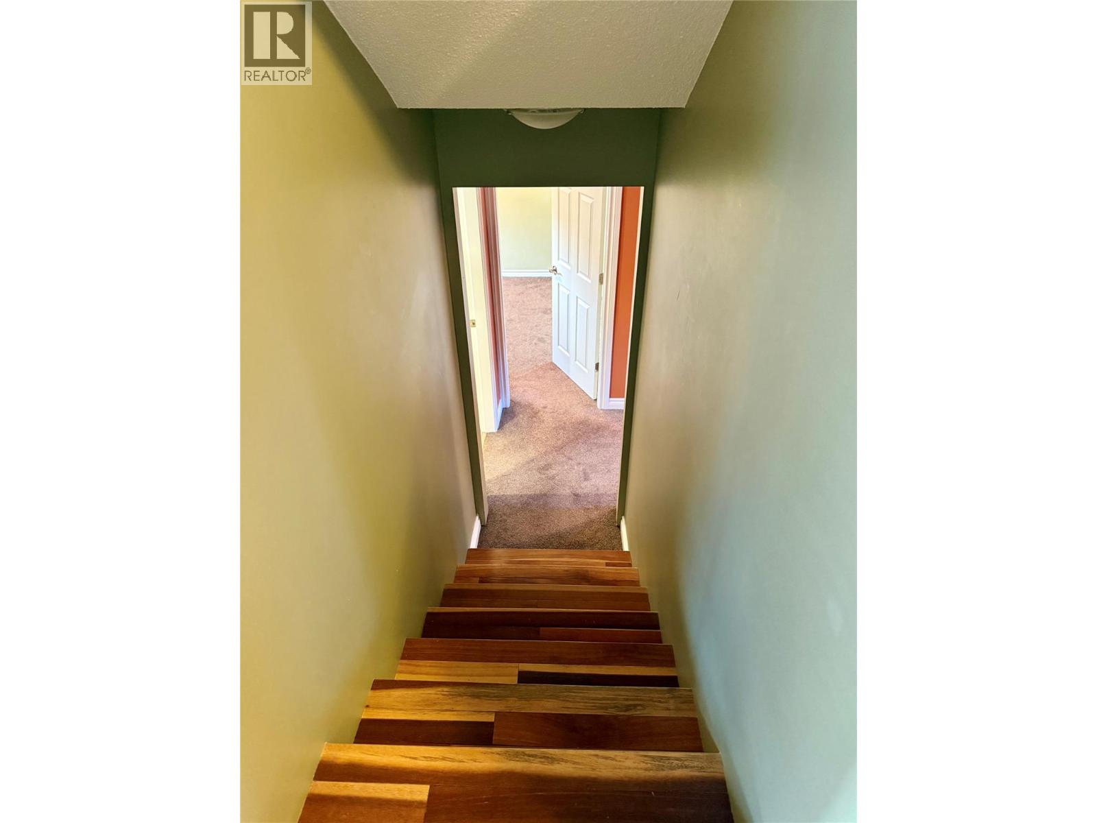 2413 4th Street S, Cranbrook, British Columbia  V1C 5C5 - Photo 36 - 10378077