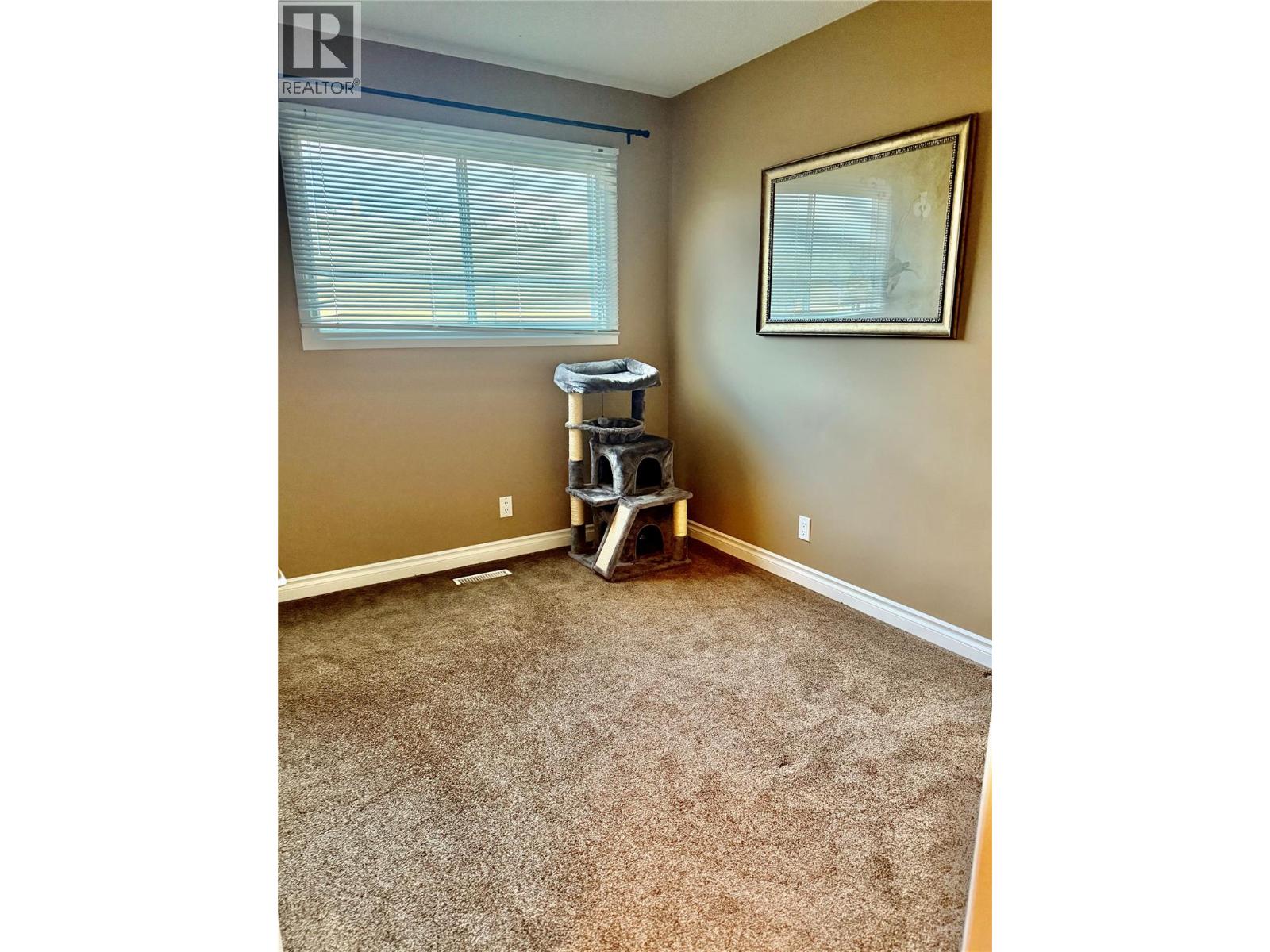 2413 4th Street S, Cranbrook, British Columbia  V1C 5C5 - Photo 31 - 10378077