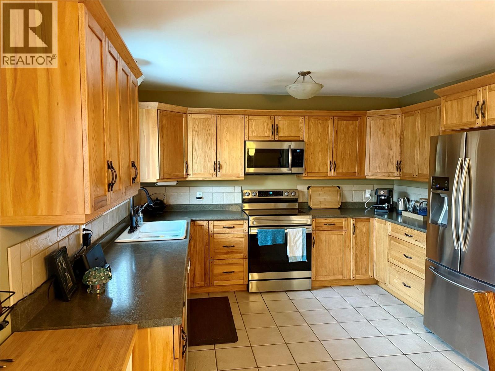 2413 4th Street S, Cranbrook, British Columbia  V1C 5C5 - Photo 20 - 10378077