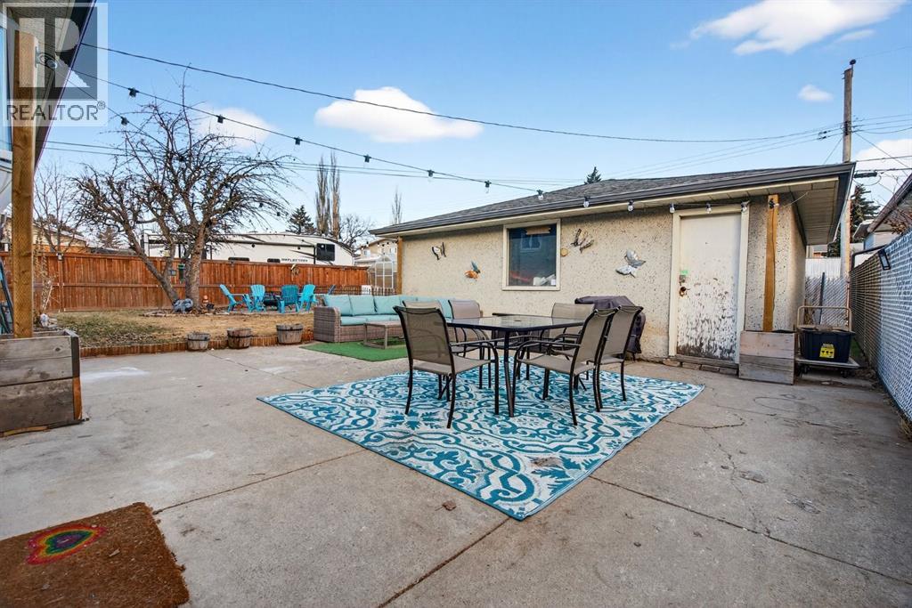 2155 Mackid Crescent Ne, Calgary, Alberta  T2E 6B5 - Photo 20 - A2287161