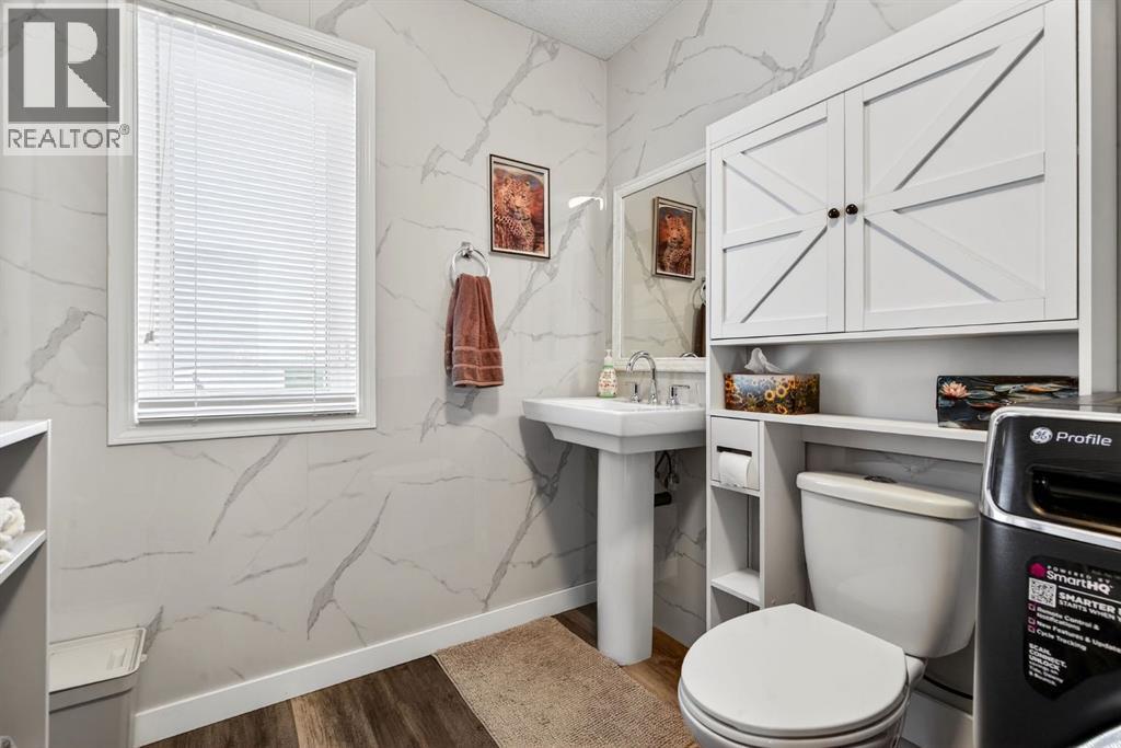 98 Tuscarora Way Nw, Calgary, Alberta  T3L 2G9 - Photo 5 - A2287489