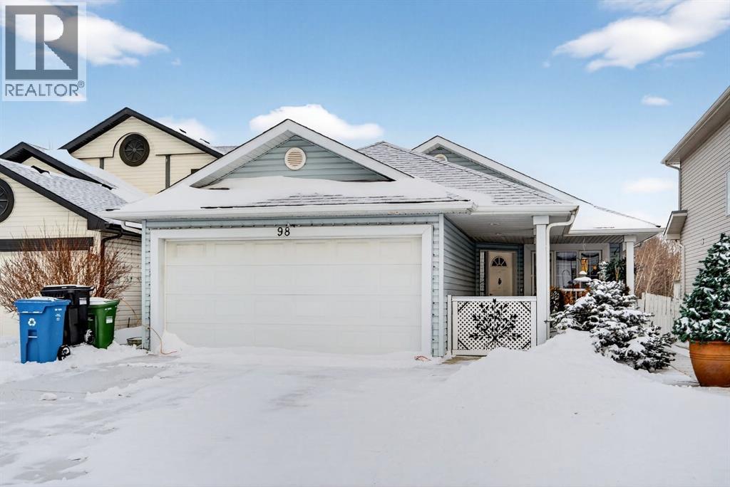 98 Tuscarora Way Nw, Calgary, Alberta  T3L 2G9 - Photo 1 - A2287489