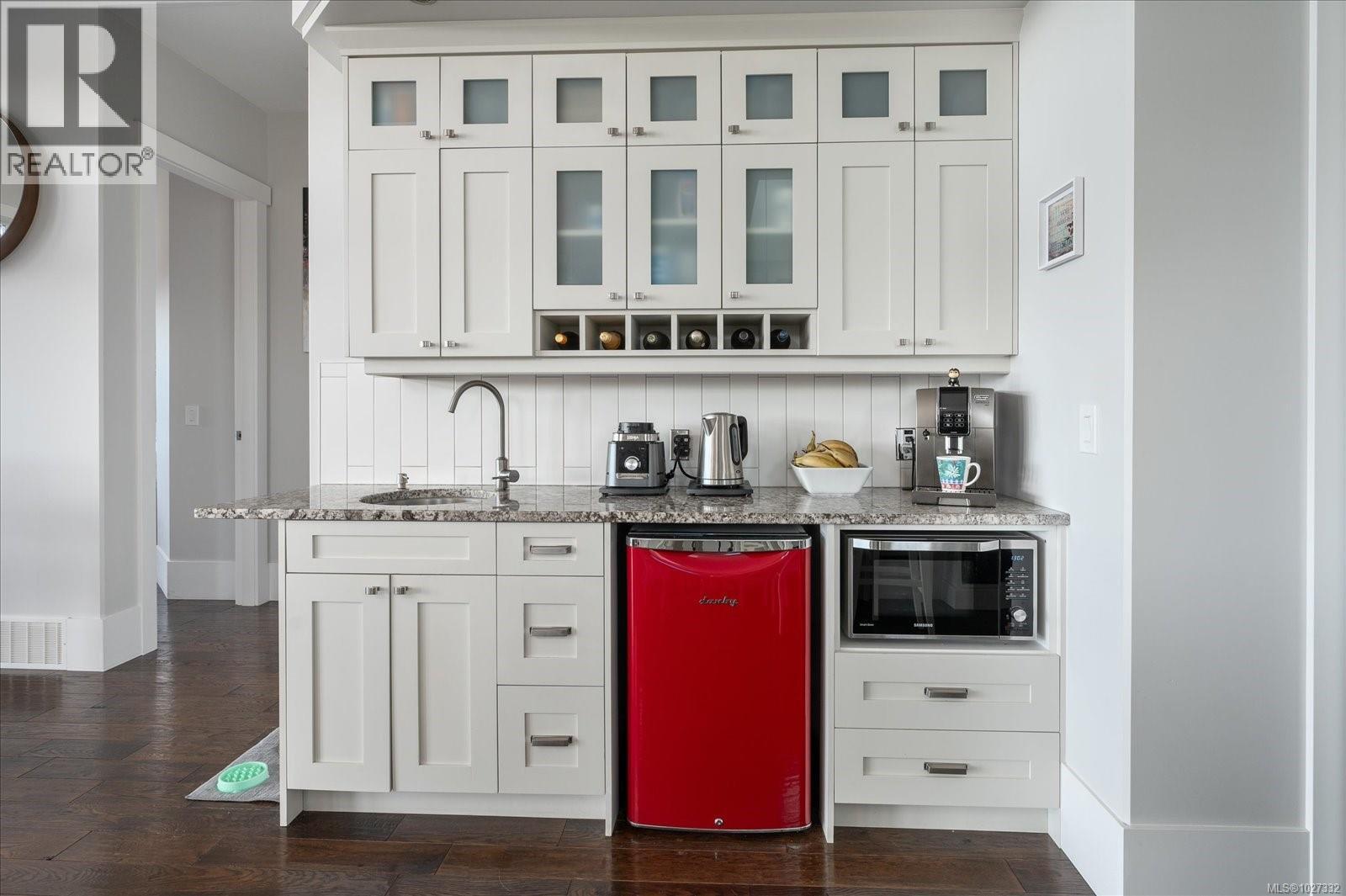 8572 Rumming Rd, Lantzville, British Columbia  V0R 2H0 - Photo 13 - 1027332