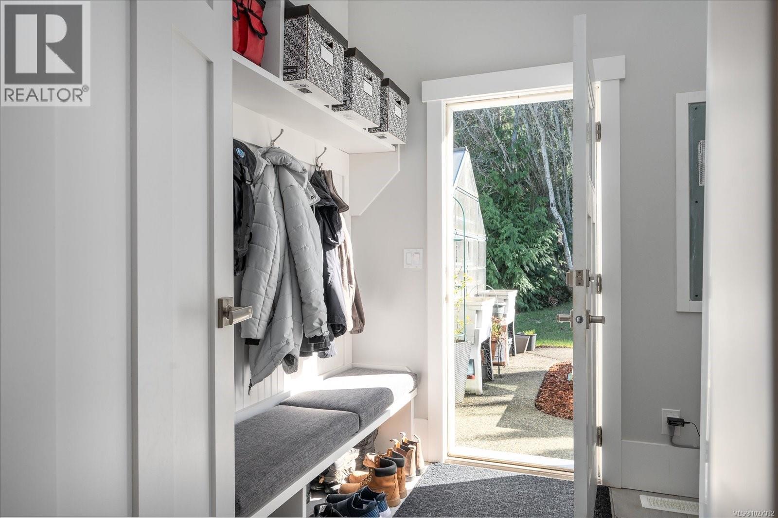 8572 Rumming Rd, Lantzville, British Columbia  V0R 2H0 - Photo 31 - 1027332